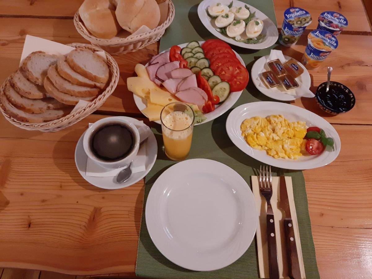 Trzebiechow 波德科吉奥罗斯卡米旅馆酒店 外观 照片